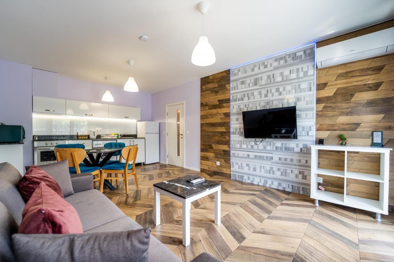סופיה Sunny Apartment In Studentski Grad, Behind Unss מראה חיצוני תמונה