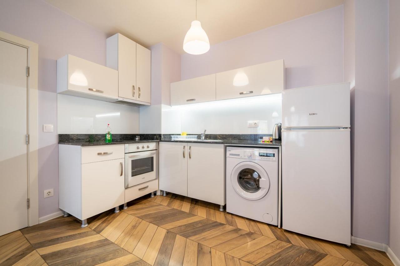 סופיה Sunny Apartment In Studentski Grad, Behind Unss מראה חיצוני תמונה