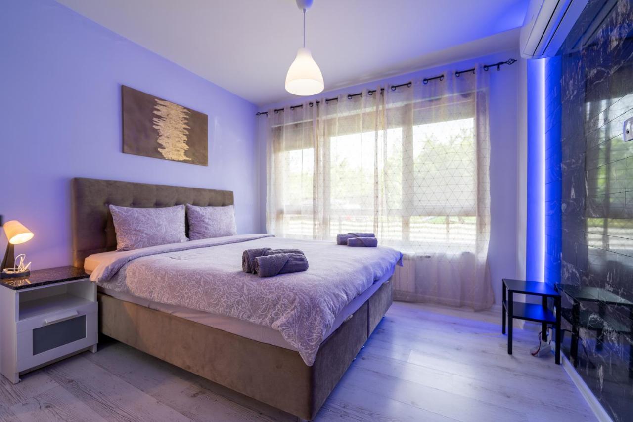 סופיה Sunny Apartment In Studentski Grad, Behind Unss מראה חיצוני תמונה